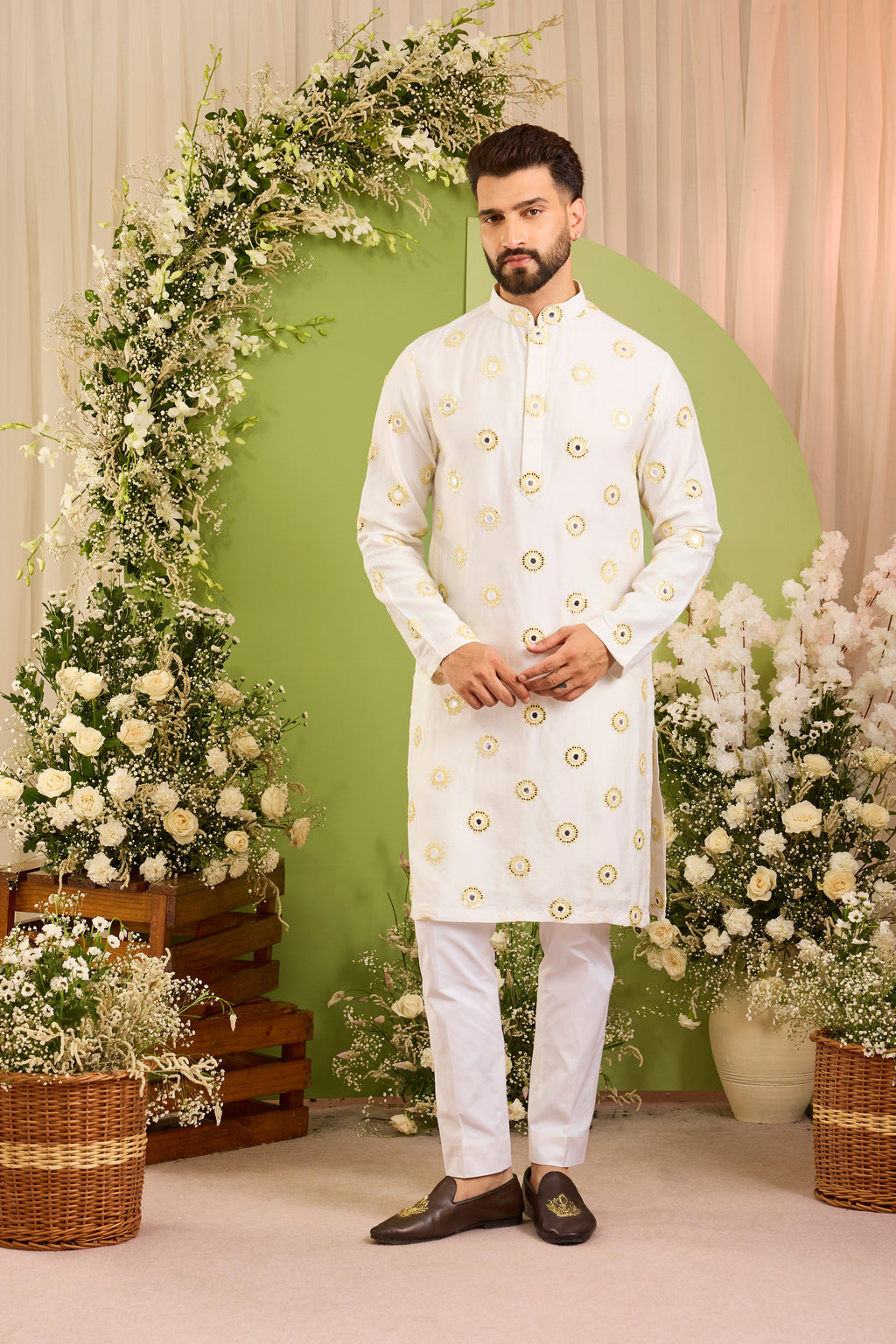 The Ciel -A Minimal mirror work  Kurta with Yellow Threadwork and Shimmer